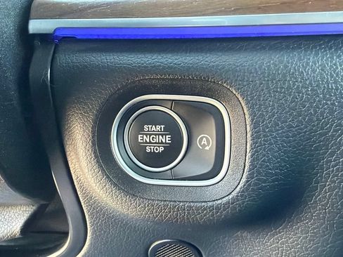 Certified 2024 Mercedes-Benz GLE 350 4MATIC image 28
