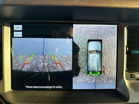 Used 2022 Ford Bronco Outer Banks AWD/4WD image 17