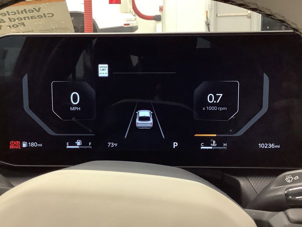 Certified 2025 Kia K4 GT-Line w/ GT-Line Sunroof Package FWD image 9