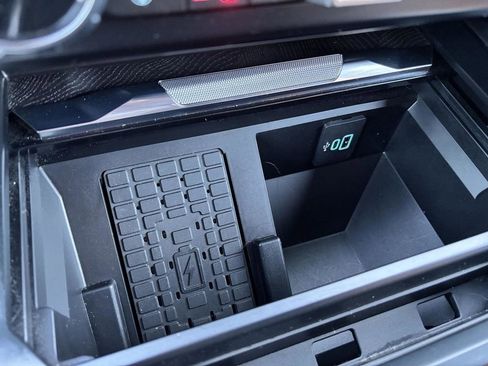 Used 2023 Ford F350 Platinum w/ FX4 Off-Road Package image 31