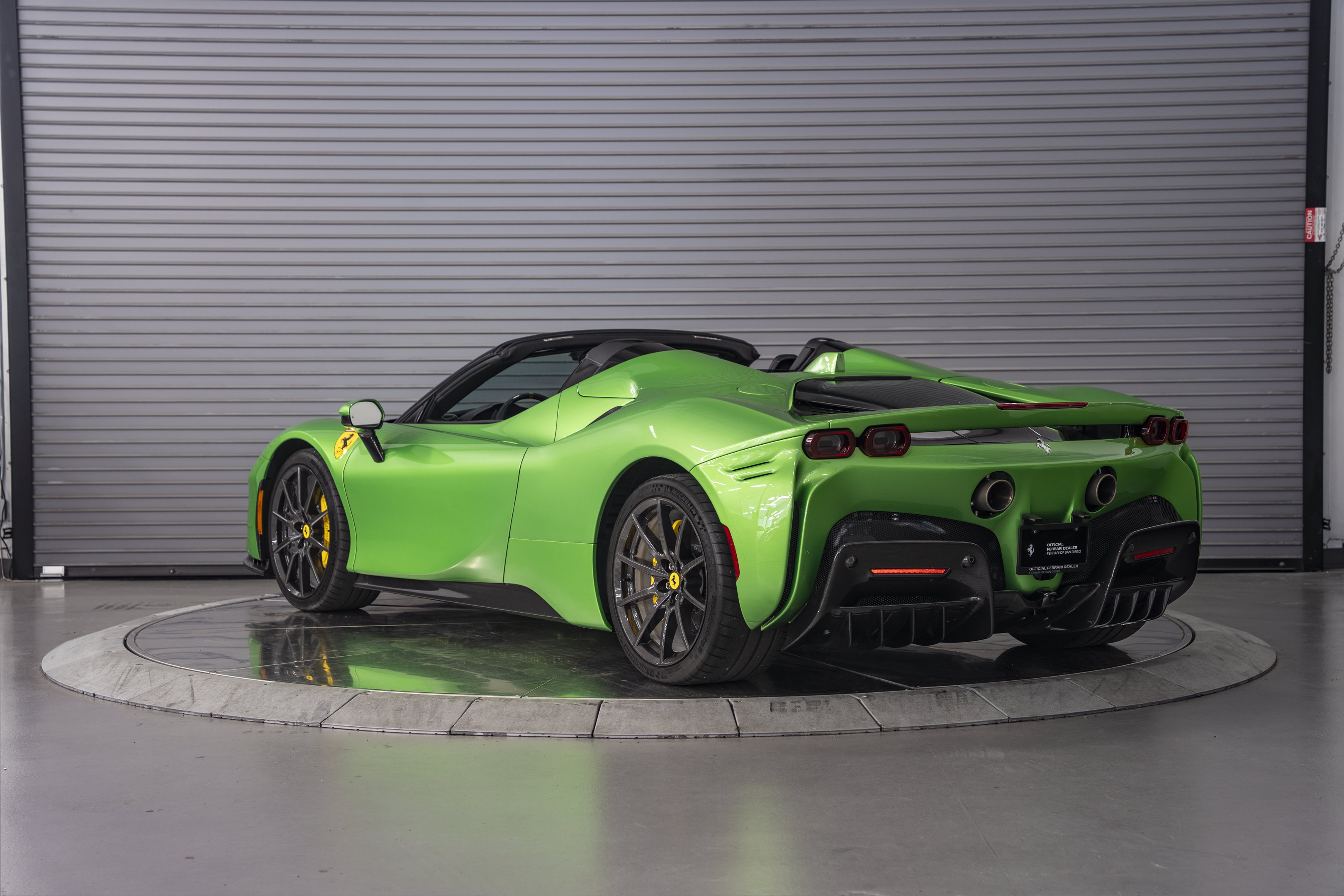 Used 2025 Ferrari SF90 Spider AWD/4WD image 3