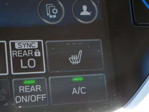 Certified 2023 Subaru Ascent Limited AWD/4WD image 32