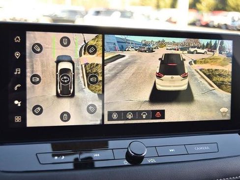 Certified 2024 Nissan Rogue SL w/ SL Premium Package image 17