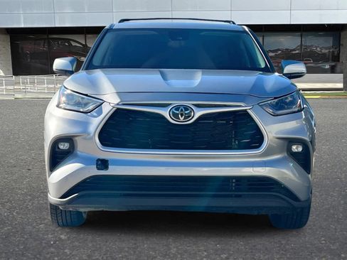 Used 2021 Toyota Highlander LE image 10