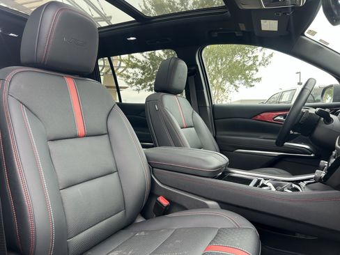 Used 2024 Chevrolet Traverse RS w/ LPO, Floor Liner Package image 16