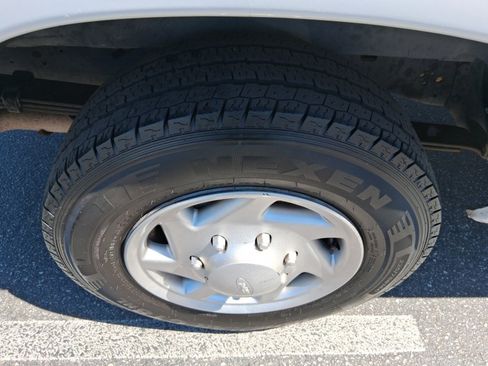 Used 2013 Ford E-150 and Econoline 150 w/ PWR Group RWD image 19