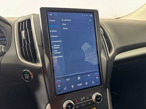 Used 2023 Ford Edge SEL image 15