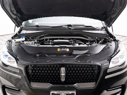 Used 2023 Lincoln Aviator Reserve w/ Equipment Group 201A image 30