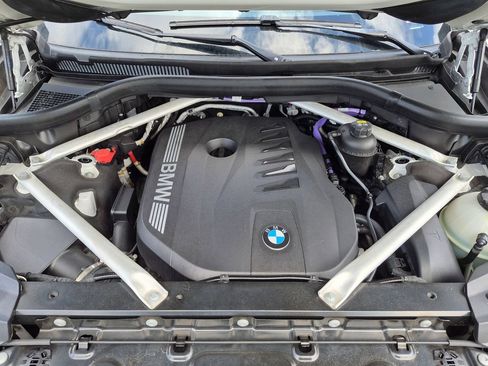 Used 2023 BMW X7 xDrive40i AWD/4WD image 10