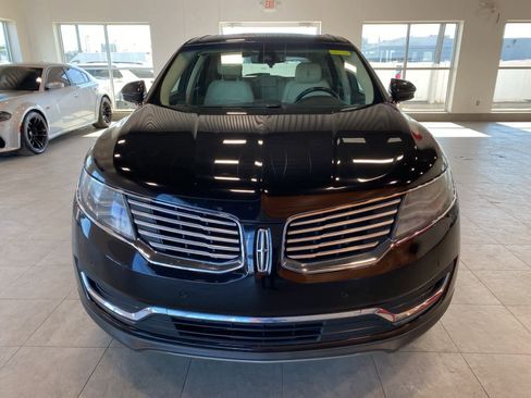 Used 2017 Lincoln MKX Black Label w/ Driver Assistance Package image 8