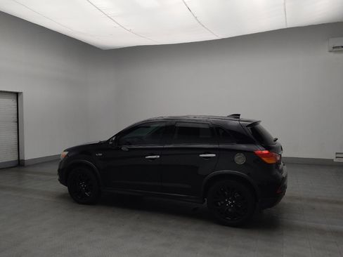 Used 2018 Mitsubishi Outlander Sport LE image 3