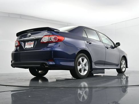 Used 2013 Toyota Corolla S FWD image 35