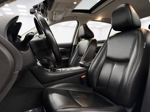 Used 2021 INFINITI Q50 Luxe RWD image 11