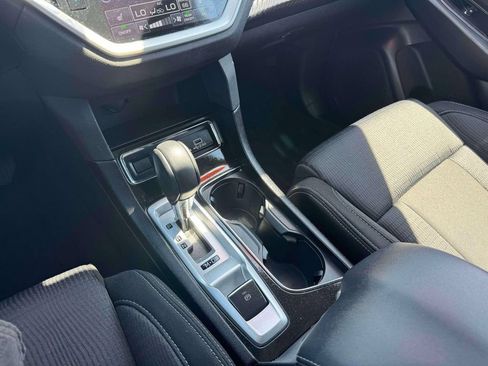 Used 2023 Subaru Ascent Premium w/ Convenience Package AWD/4WD image 33