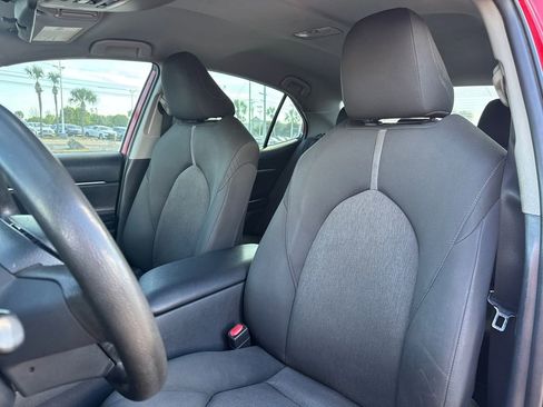 Used 2023 Toyota Camry LE FWD image 12