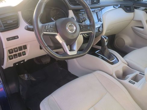 Used 2019 Nissan Rogue Sport SL AWD/4WD image 9