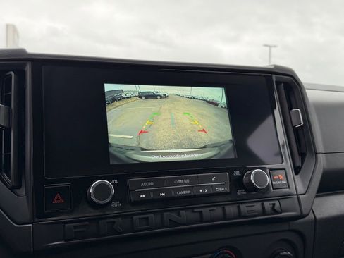 Used 2025 Nissan Frontier S image 24