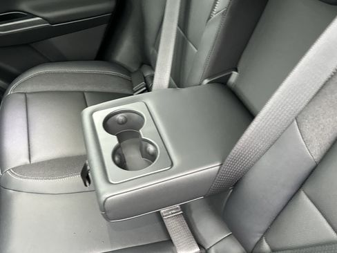 New 2026 Chevrolet Equinox EV LT image 14