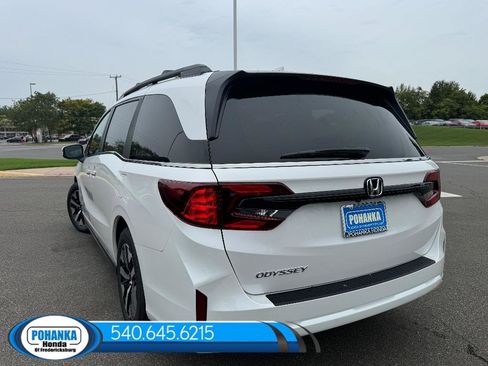 New 2026 Honda Odyssey EX-L image 3
