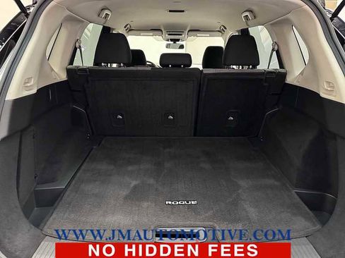 Used 2023 Nissan Rogue SV AWD/4WD image 16