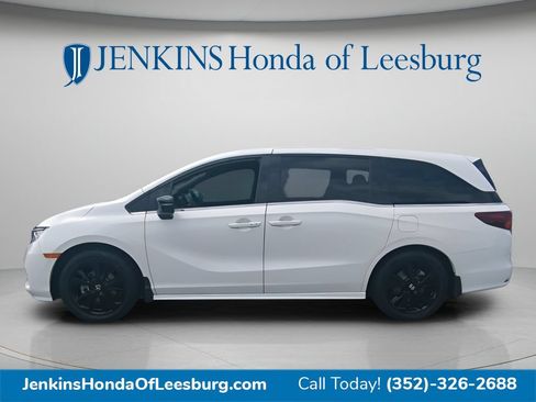 Used 2024 Honda Odyssey Sport image 7