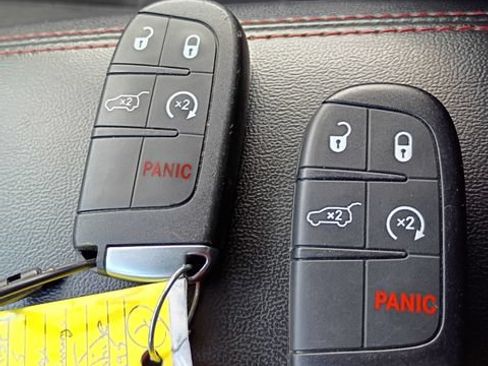 Used 2025 Dodge Durango GT AWD/4WD image 23