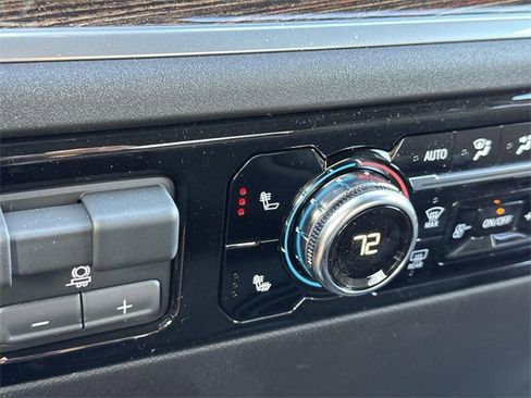 New 2026 GMC Sierra 1500 Elevation image 17