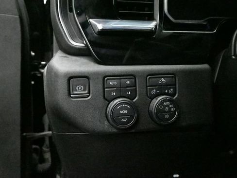 Used 2023 Chevrolet Silverado 1500 RST AWD/4WD image 12