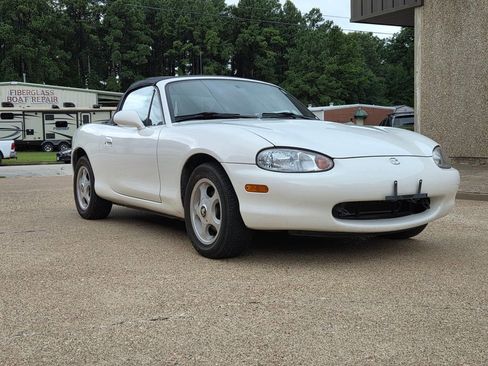 Used 1999 MAZDA MX-5 Miata image 30