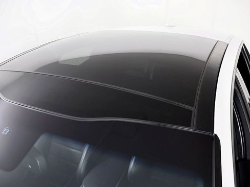 Used 2018 Kia Stinger GT2 image 14