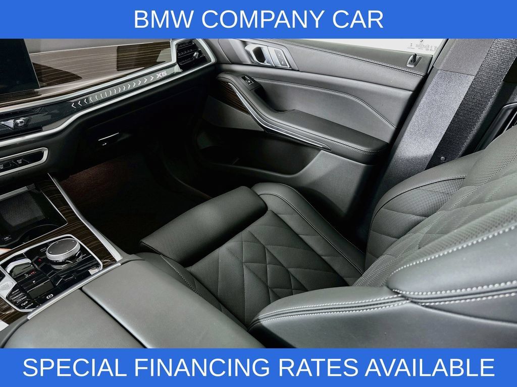 Used 2026 BMW X5 xDrive40i w/ M Sport Package AWD/4WD image 29