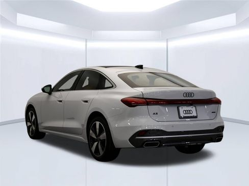 Used 2025 Audi A5 2.0T Premium Plus w/ Premium Plus AWD/4WD image 3