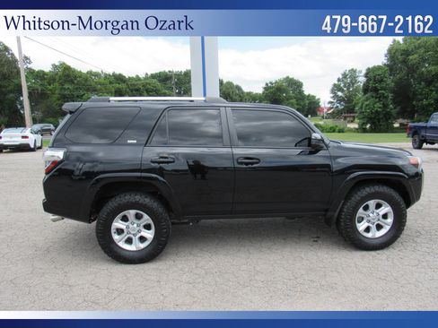 Used 2023 Toyota 4Runner SR5 AWD/4WD image 16
