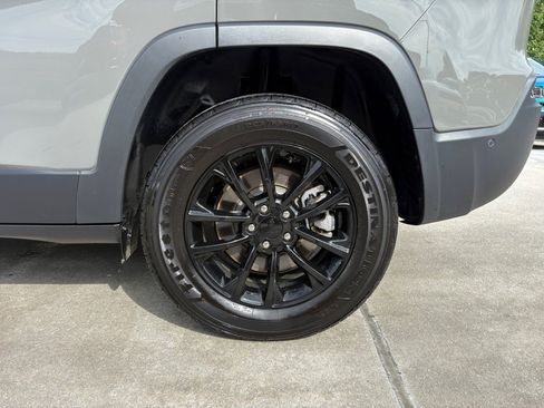 Used 2023 Jeep Cherokee Altitude Lux w/ Lux Elite Package AWD/4WD image 26