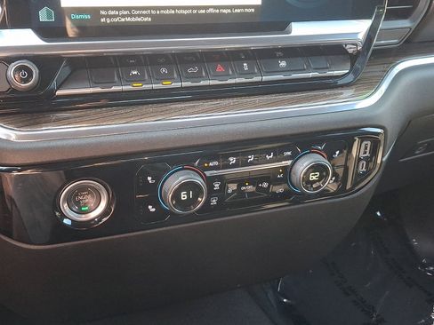 Used 2023 Chevrolet Silverado 1500 LT AWD/4WD image 15