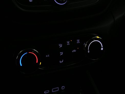 Certified 2023 Chevrolet TrailBlazer LS image 19