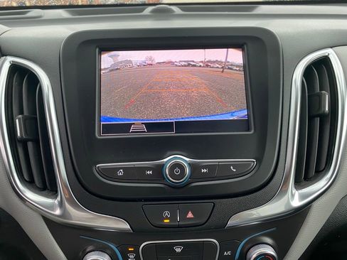 Used 2024 Chevrolet Equinox LS w/ LS Convenience Package image 14