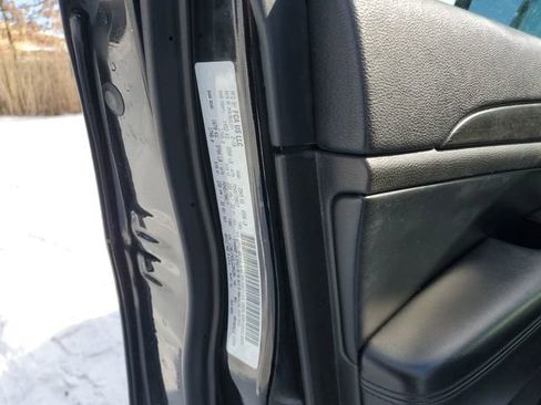 Used 2018 Jeep Grand Cherokee Laredo image 32