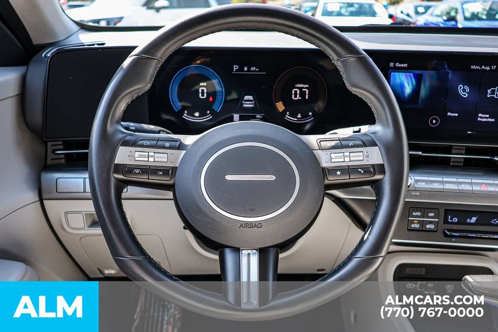 Used 2025 Hyundai Kona SEL FWD image 30