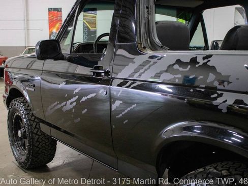 Used 1989 Ford Bronco AWD/4WD image 24