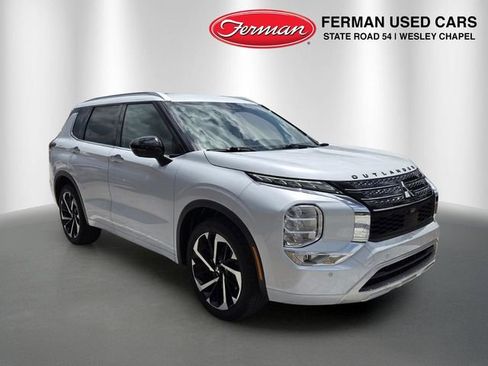 Used 2024 Mitsubishi Outlander SEL FWD image 1