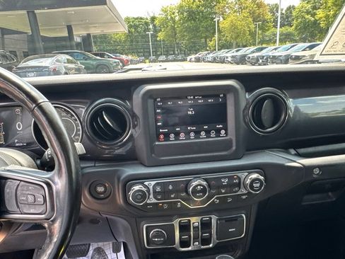 Used 2020 Jeep Wrangler Unlimited Sport AWD/4WD image 17