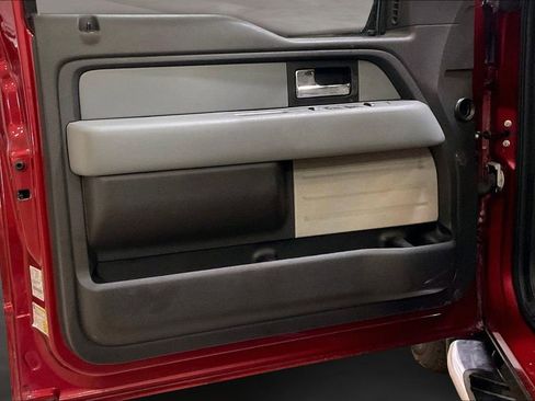 Used 2014 Ford F150 XLT w/ Equipment Group 302A Luxury image 22