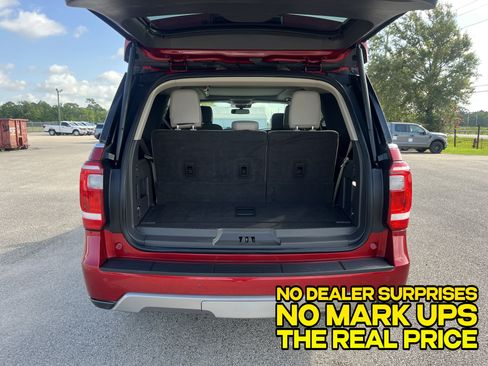 Used 2021 Ford Expedition XLT AWD/4WD image 5