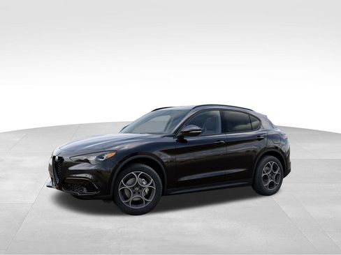 New 2025 Alfa Romeo Stelvio Sprint w/ Convenience Package AWD/4WD image 2