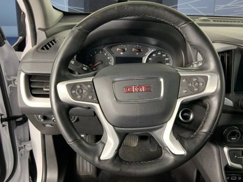 Used 2024 GMC Terrain SLT FWD image 31