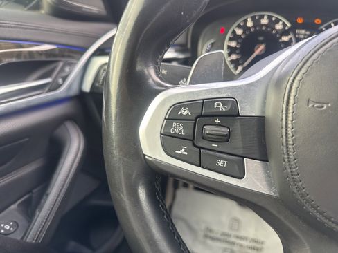 Used 2018 BMW M550i xDrive image 32