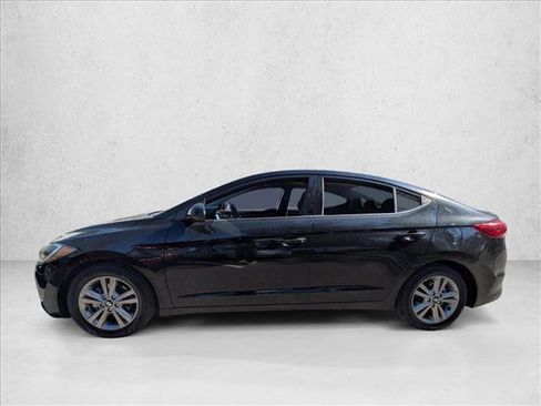 Used 2018 Hyundai Elantra SEL image 9
