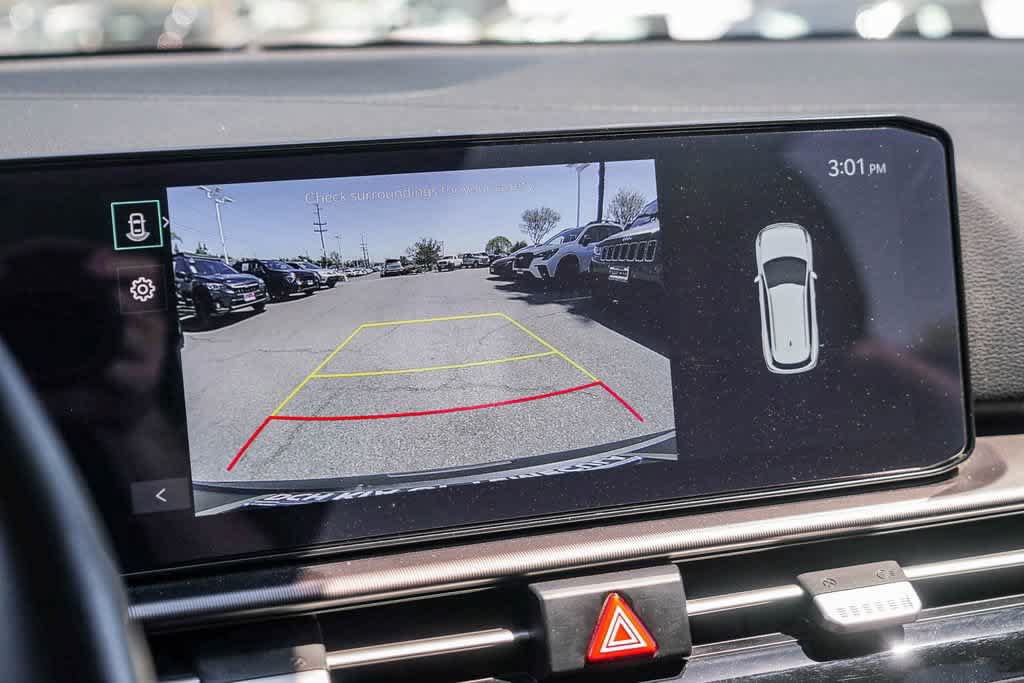 Used 2026 Kia Sportage EX FWD image 23