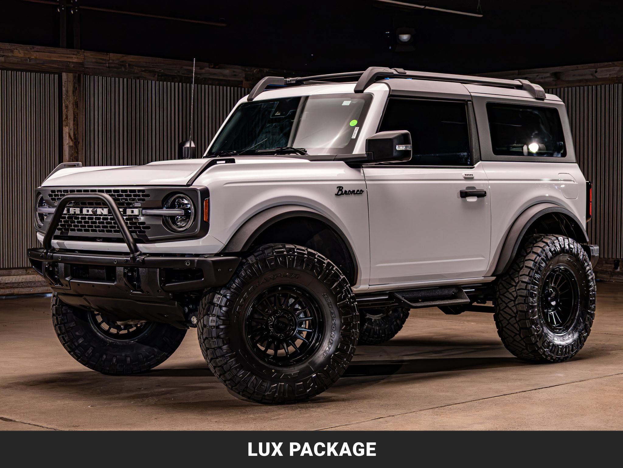 Used 2023 Ford Bronco Badlands AWD/4WD image 5